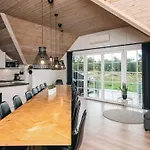 Holiday home Luxury Retreat With Pool - By Traum
