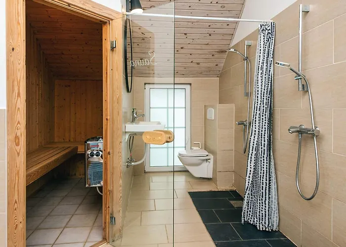 Luxury Retreat With Pool - By Traum 別荘 *